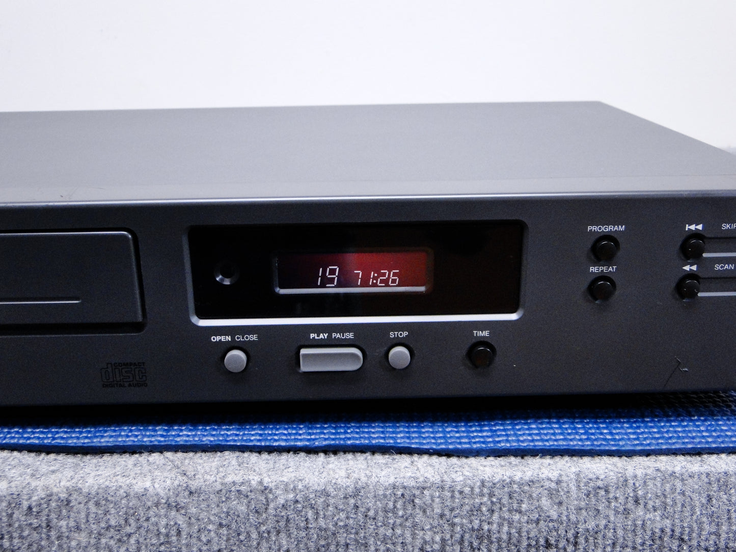 NAD 502 Single CD Player