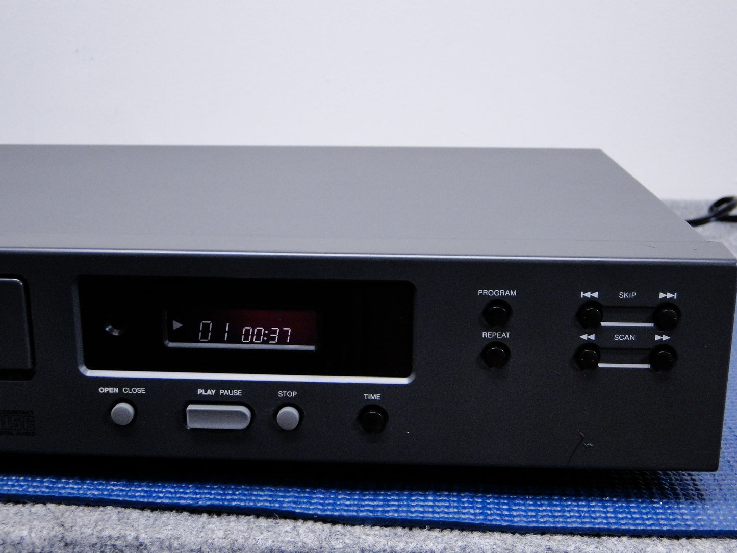 NAD 502 Single CD Player