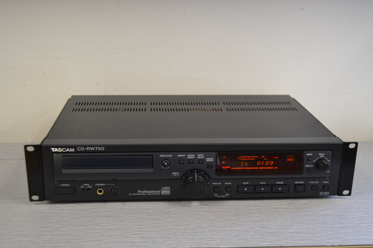 Tascam CD-RW750 Single CD Player and Recorder