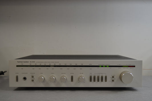 Harman Kardon HK330i Stereo Receiver  * 20W RMS * 1983