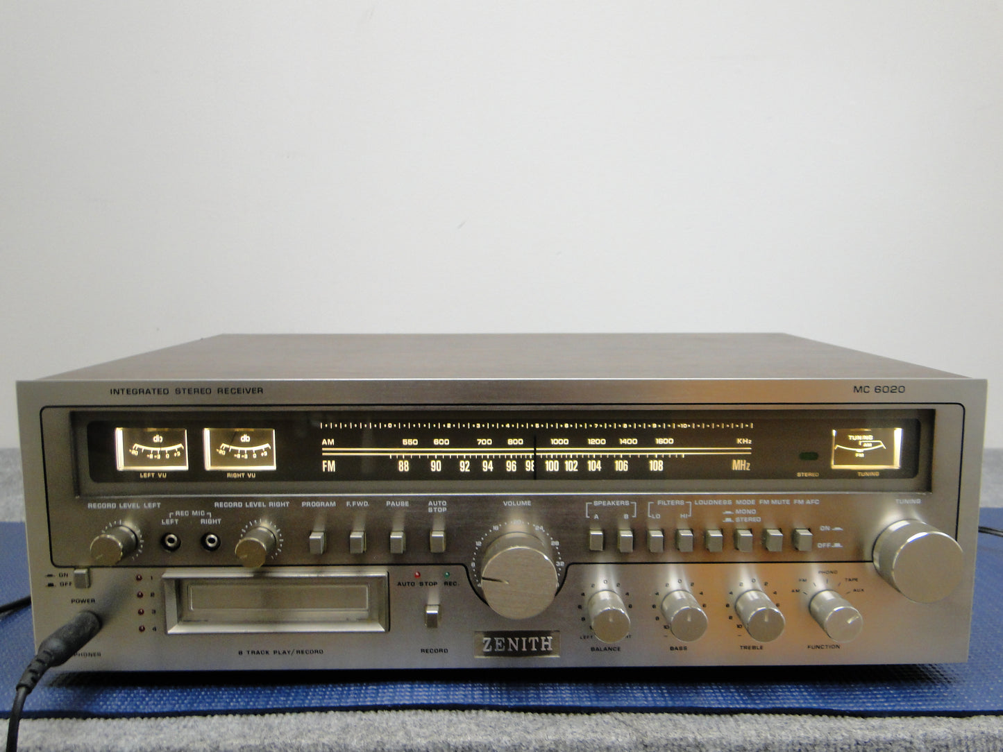 Zenith MC6020 Stereo Receiver with 8-Track Player