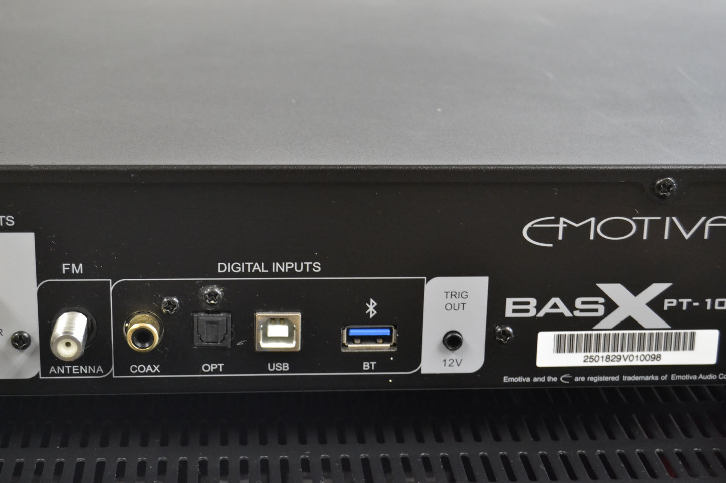 Emotiva Audio BASX PT-100 Stereo Preamp/dac/tuner & UPA-200 Power Amplifier * Remote