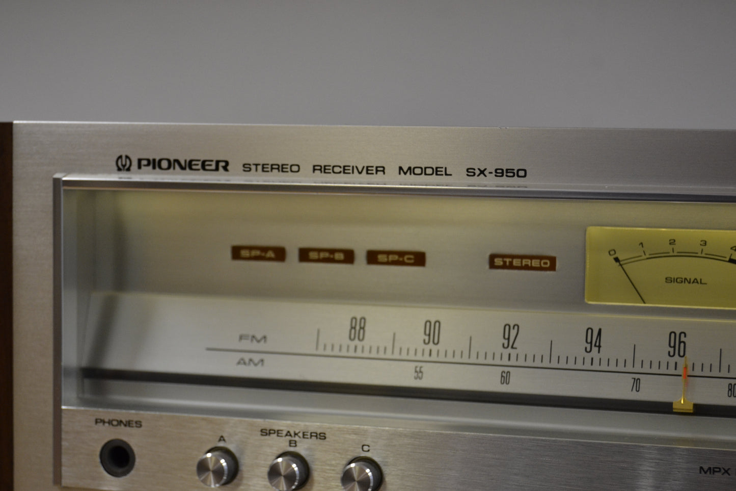 Pioneer SX-950 Stereo Receiver - 85W - 1976