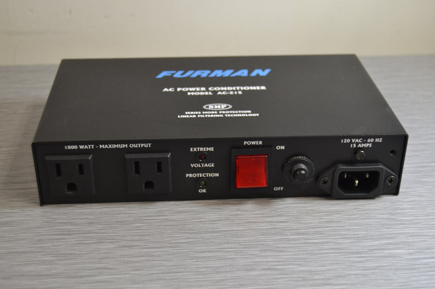 Furman AC-215 Compact Power Conditioner