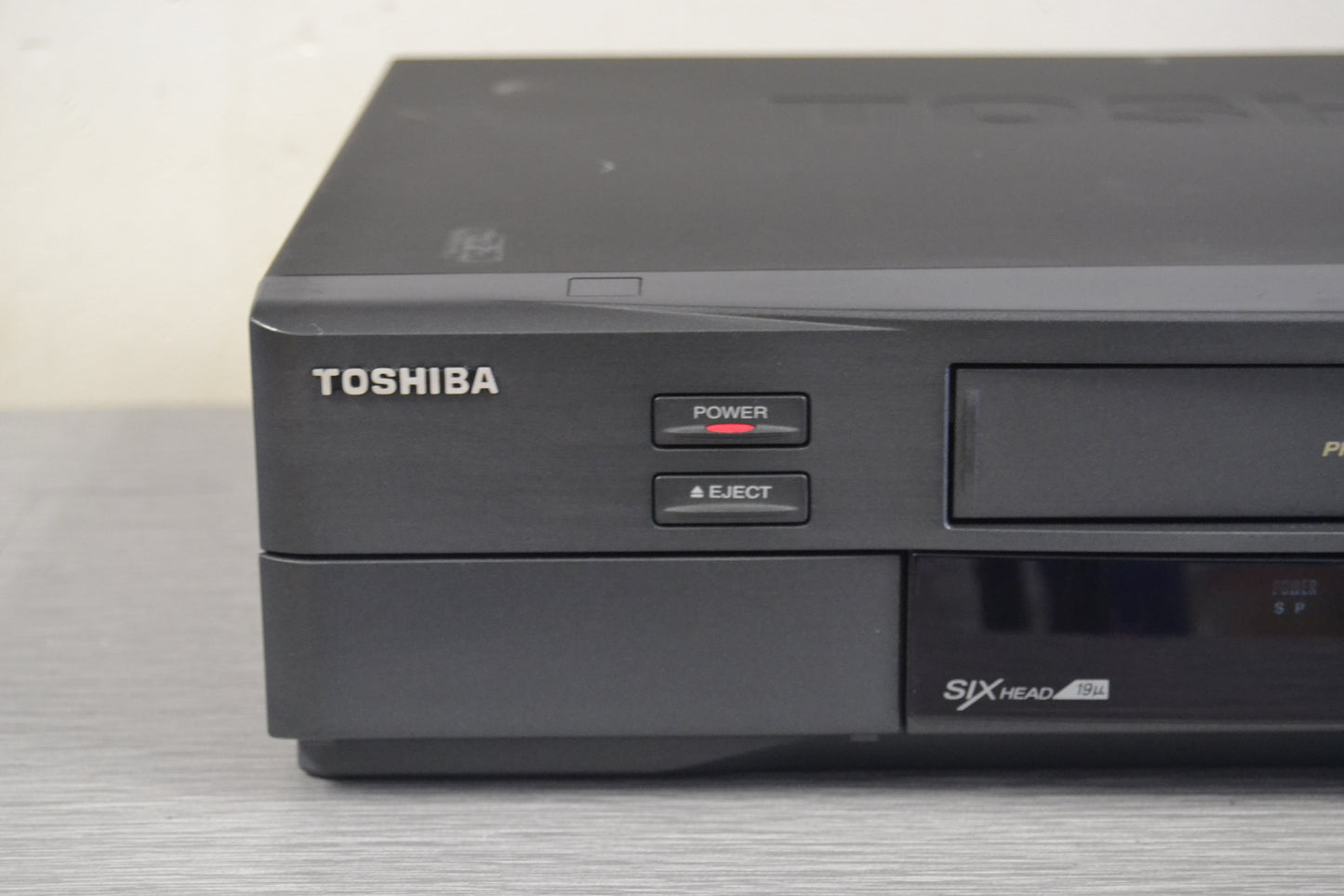 Toshiba M754 VHS Video Cassette Recorder