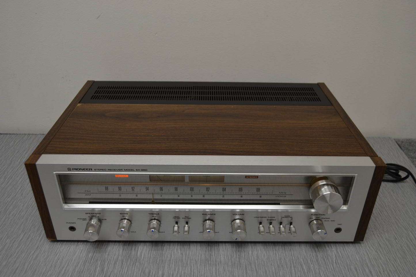 Pioneer SX-650 Stereo Receiver * 35W RMS * 1976