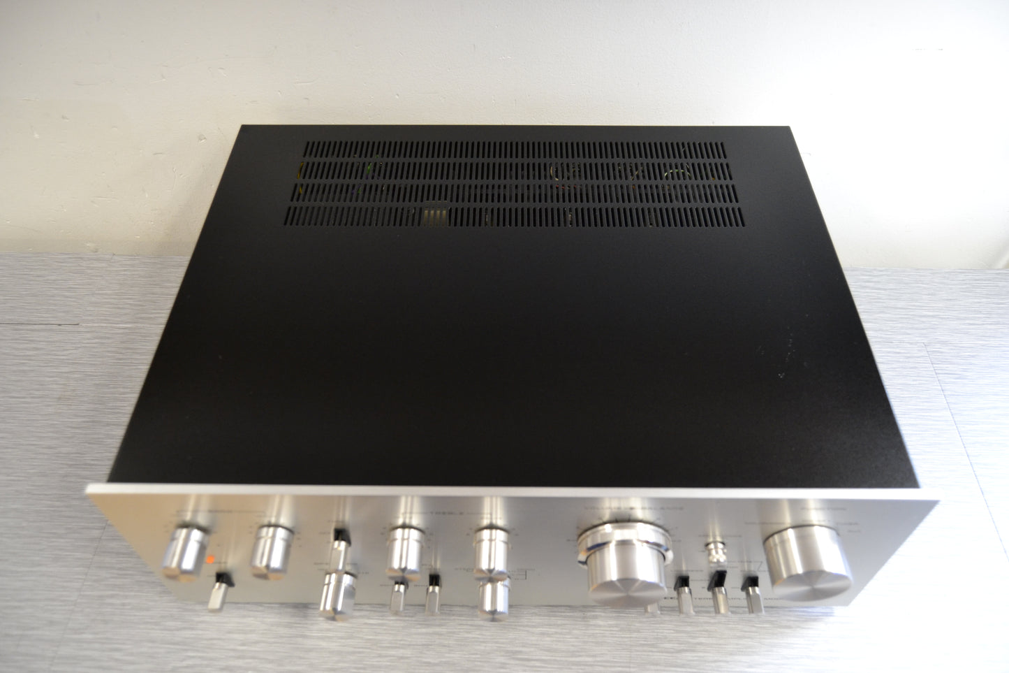 Pioneer SA-8500 Integrated Amplifier