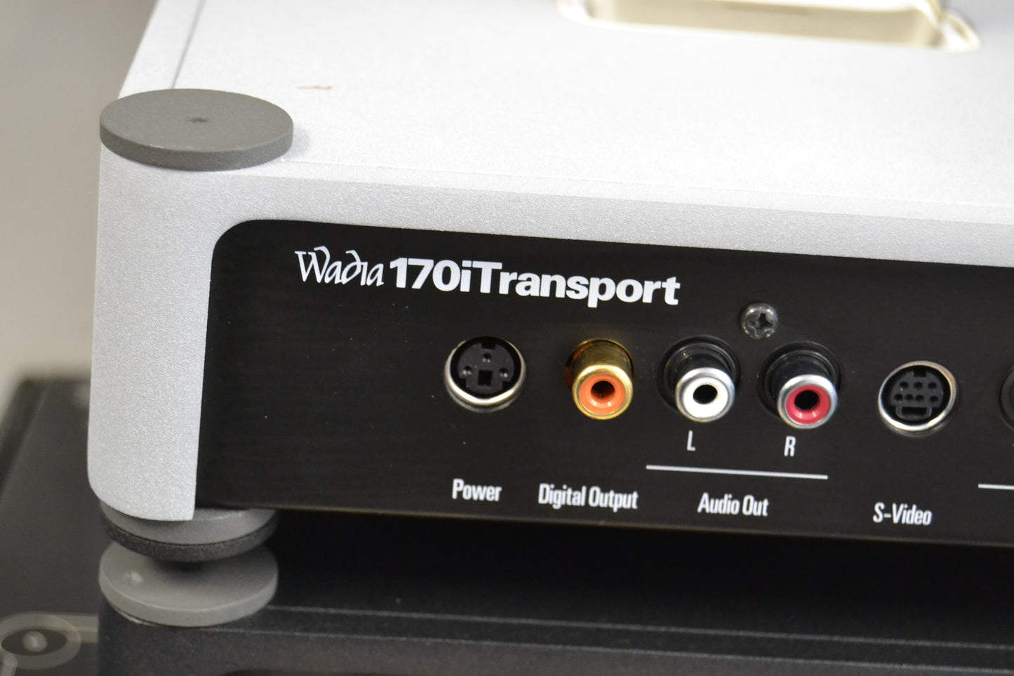 Wadia 151 PowerDAC mini Combination Integrated Amp/DAC * 171i Transport * Apple ipod 8gb