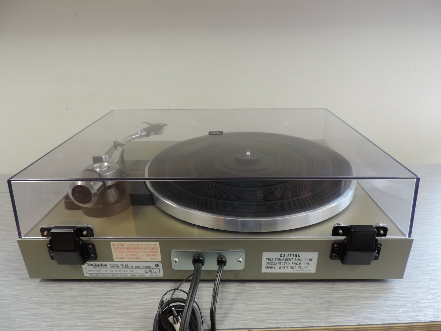 Technics SL-20 Belt Drive Turntable