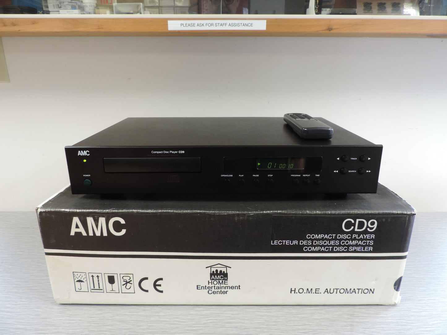 AMC by Veltronics London * CD9 SIngle Cd Player * Remote * Box