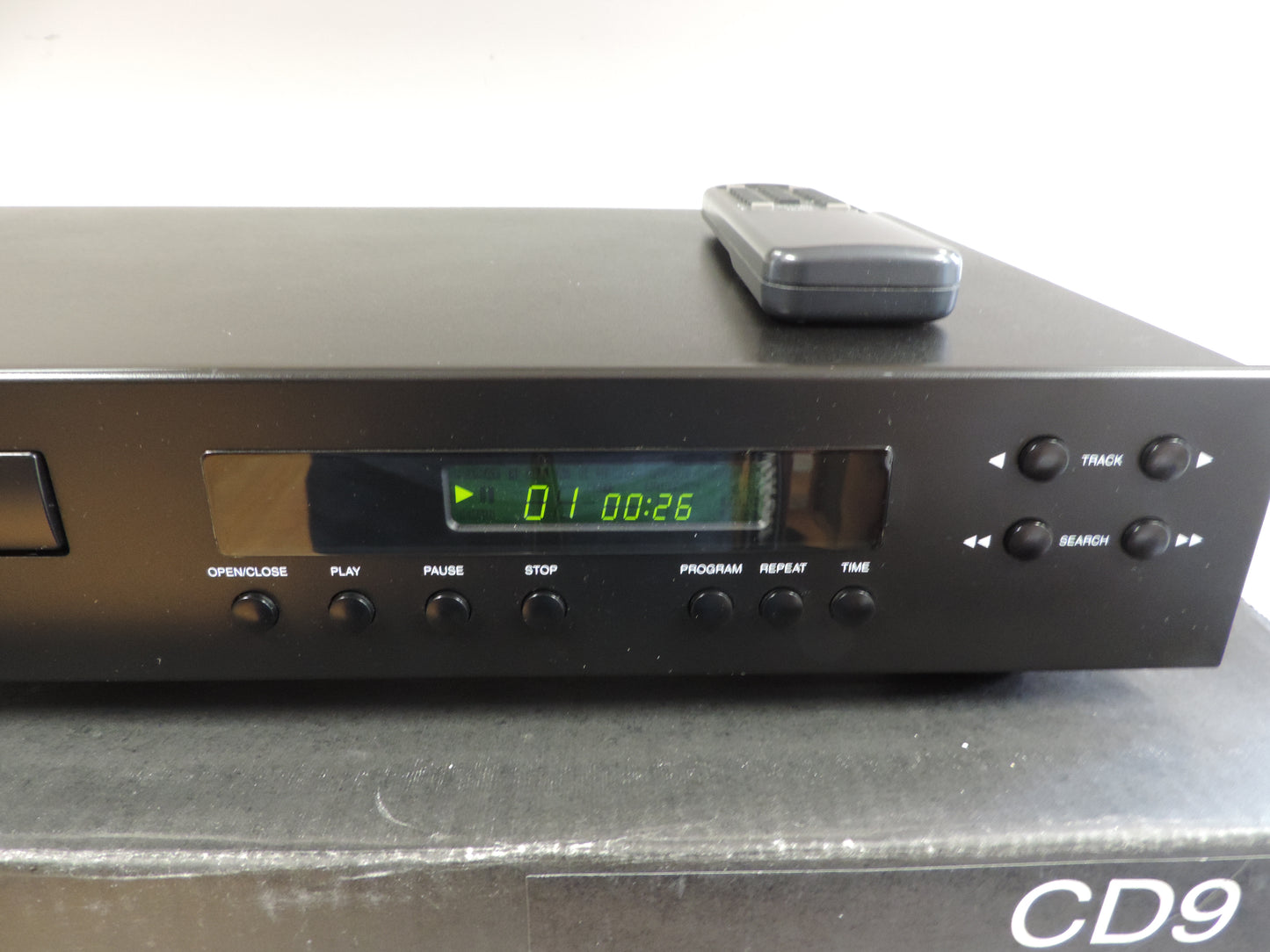 AMC by Veltronics London * CD9 SIngle Cd Player * Remote * Box