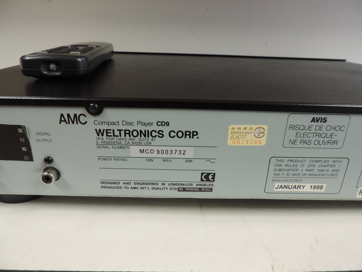 AMC by Veltronics London * CD9 SIngle Cd Player * Remote * Box