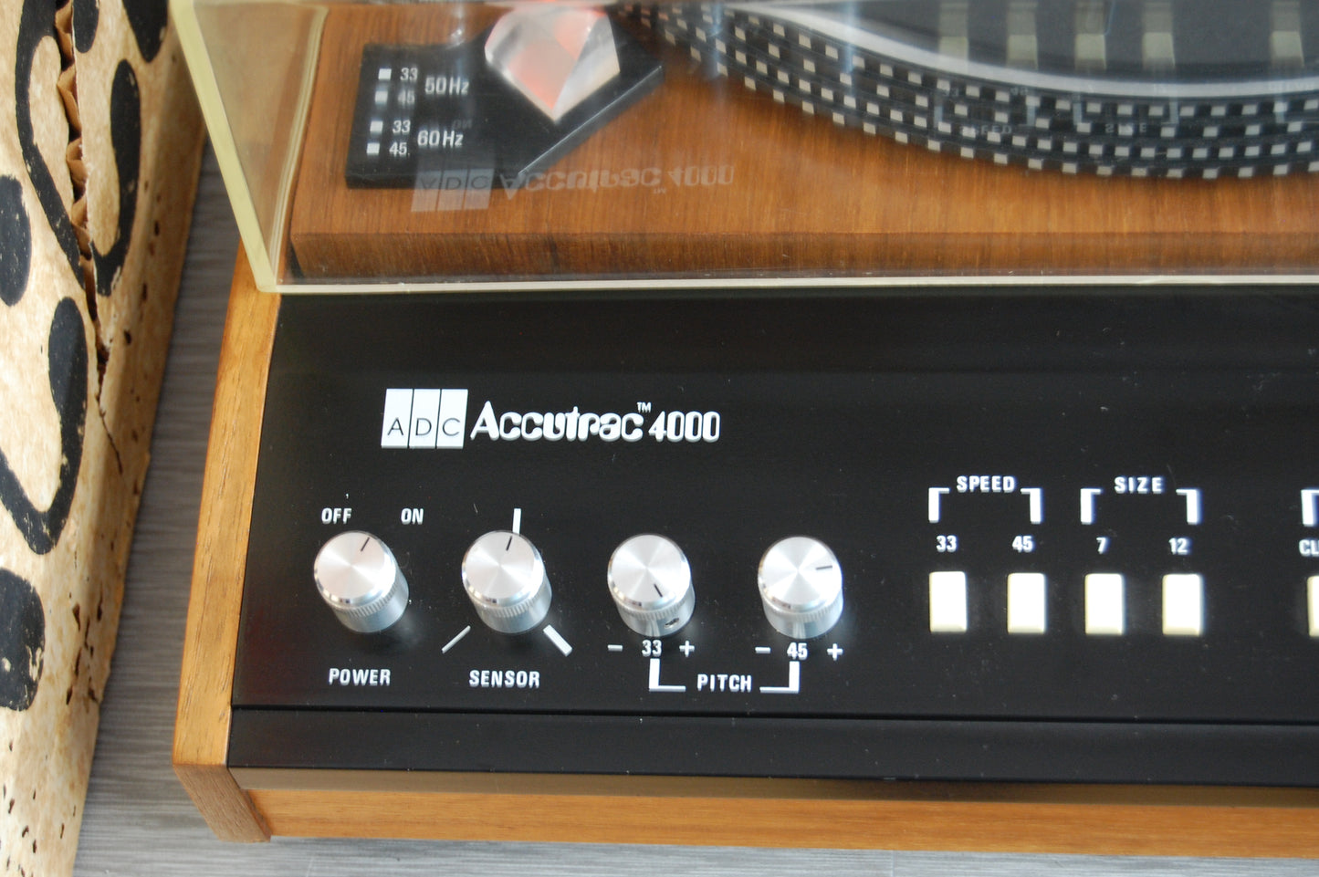 ADC Accutrac 4000 Programmable Turntable - Remote Control - Box