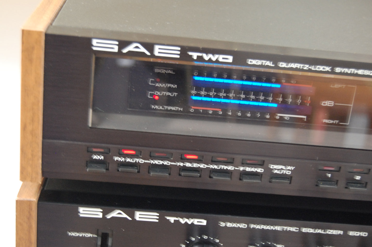 SAE Two Complete Stack - Pre-Power Amp-Tuner-Parametric Eq !!