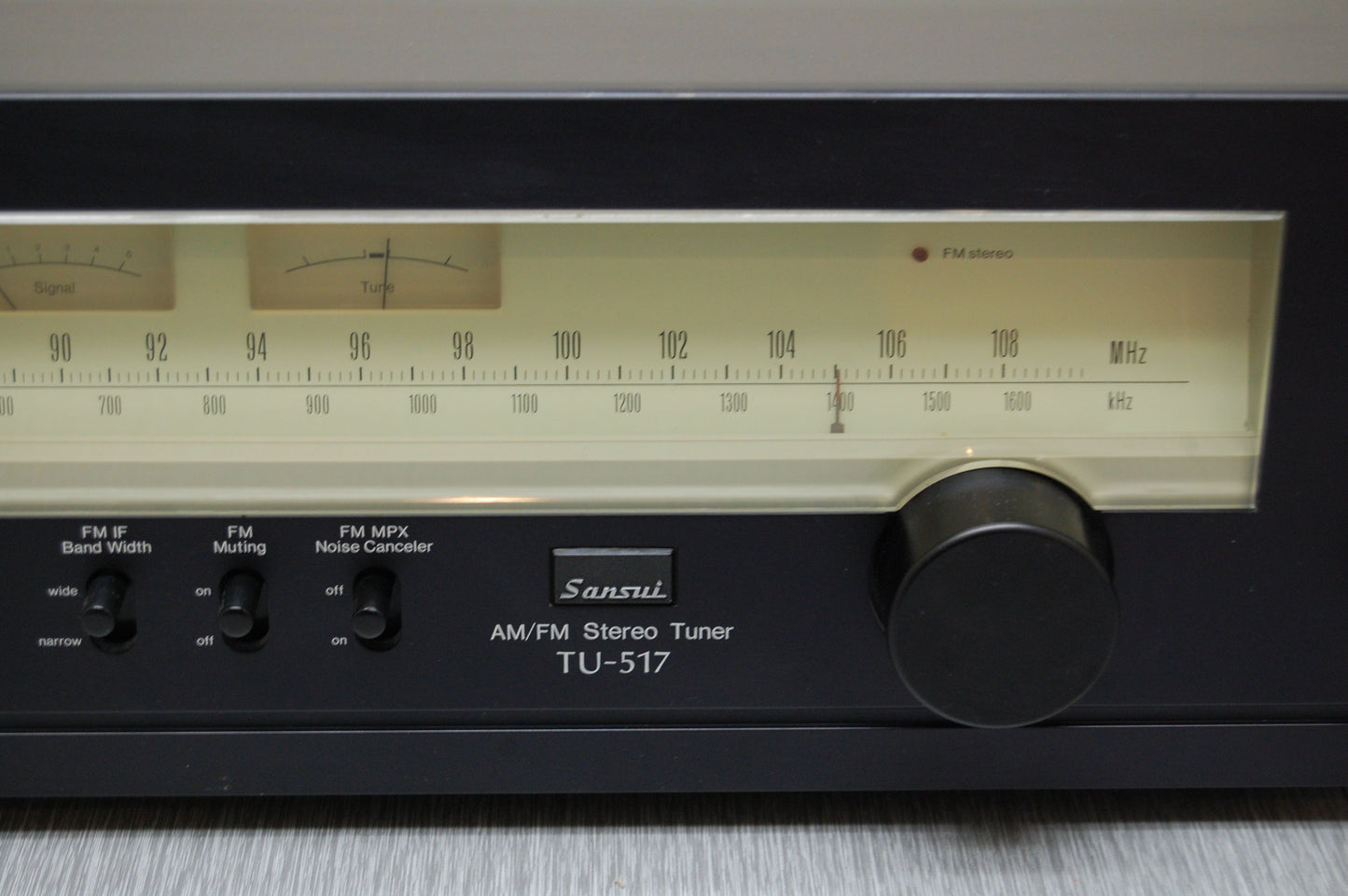 Sansui TU-517 Stereo Tuner