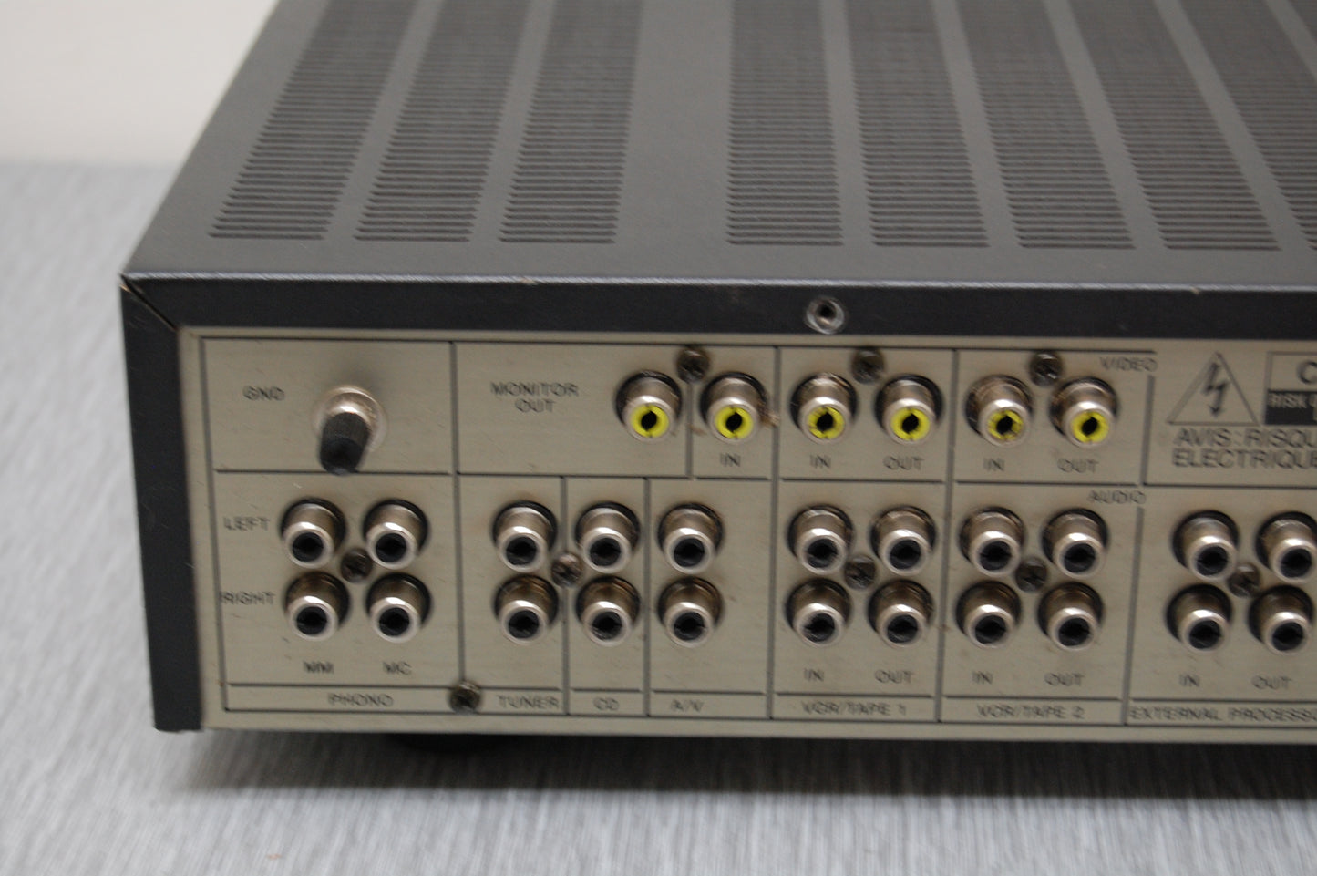 Harman Kardon PM645vxi Stereo Integrated Amplifier