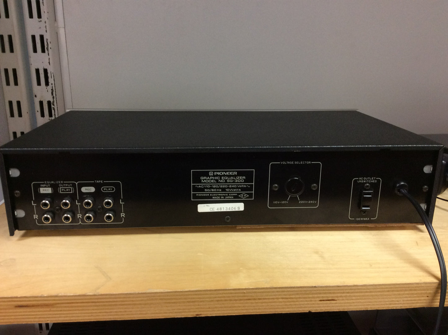 Pioneer SG-300 Stereo Graphic Equalizer