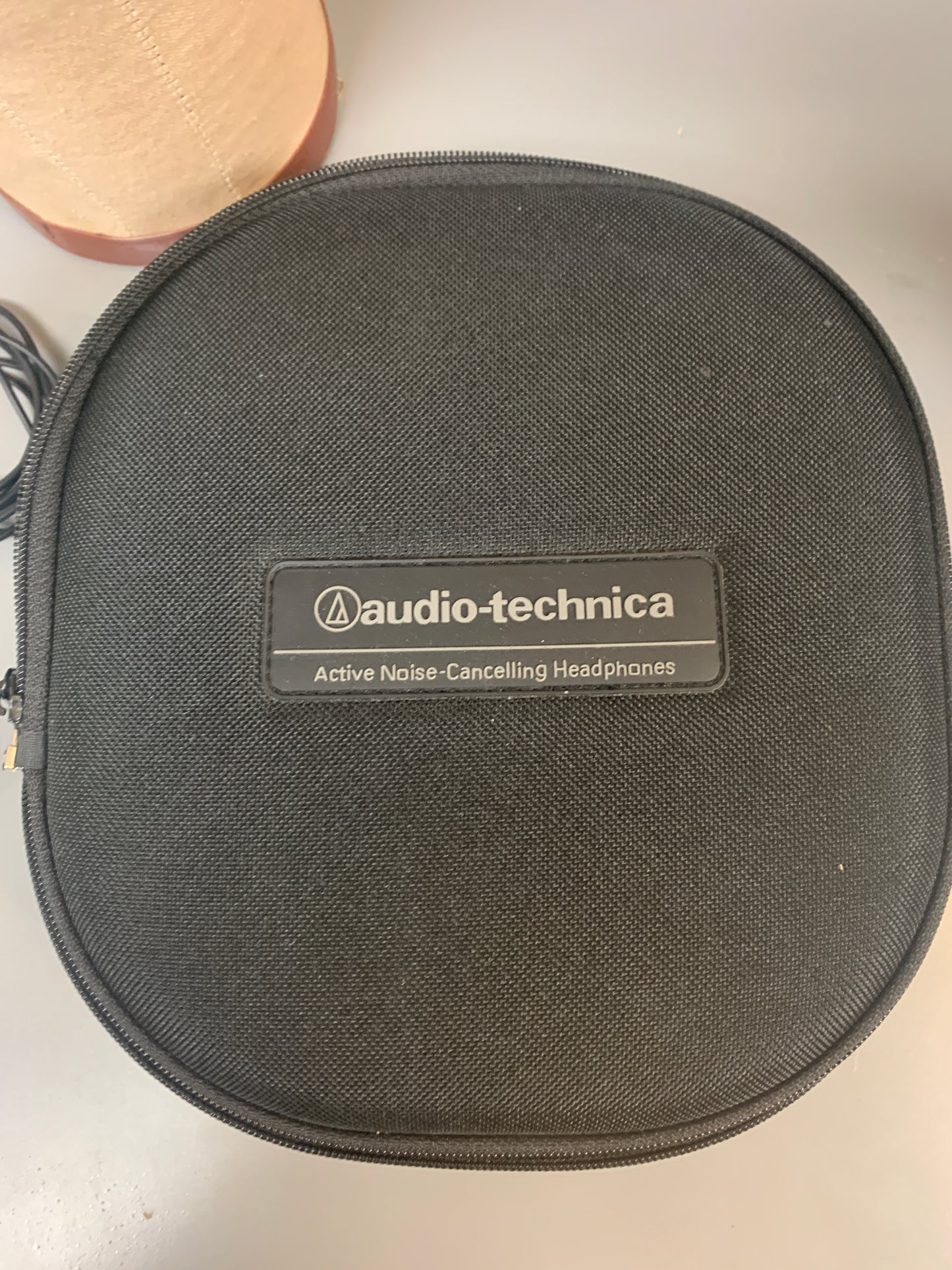 Audio Technica Quietpoint ATH-ANC27 Headphones