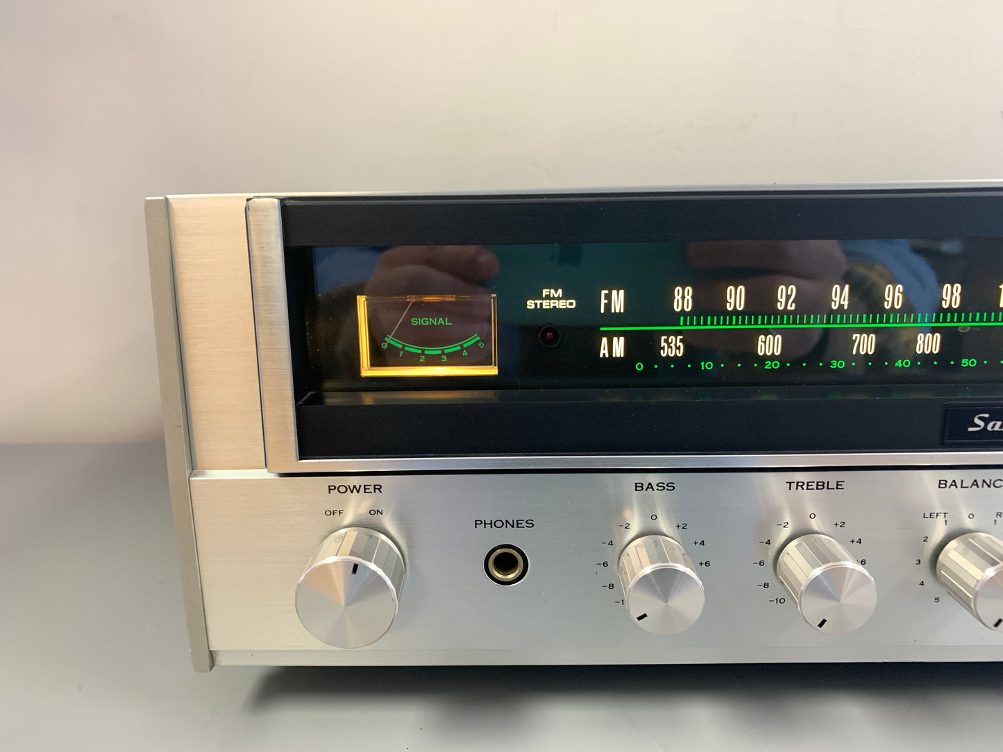 Sansui 221 Stereo Receiver