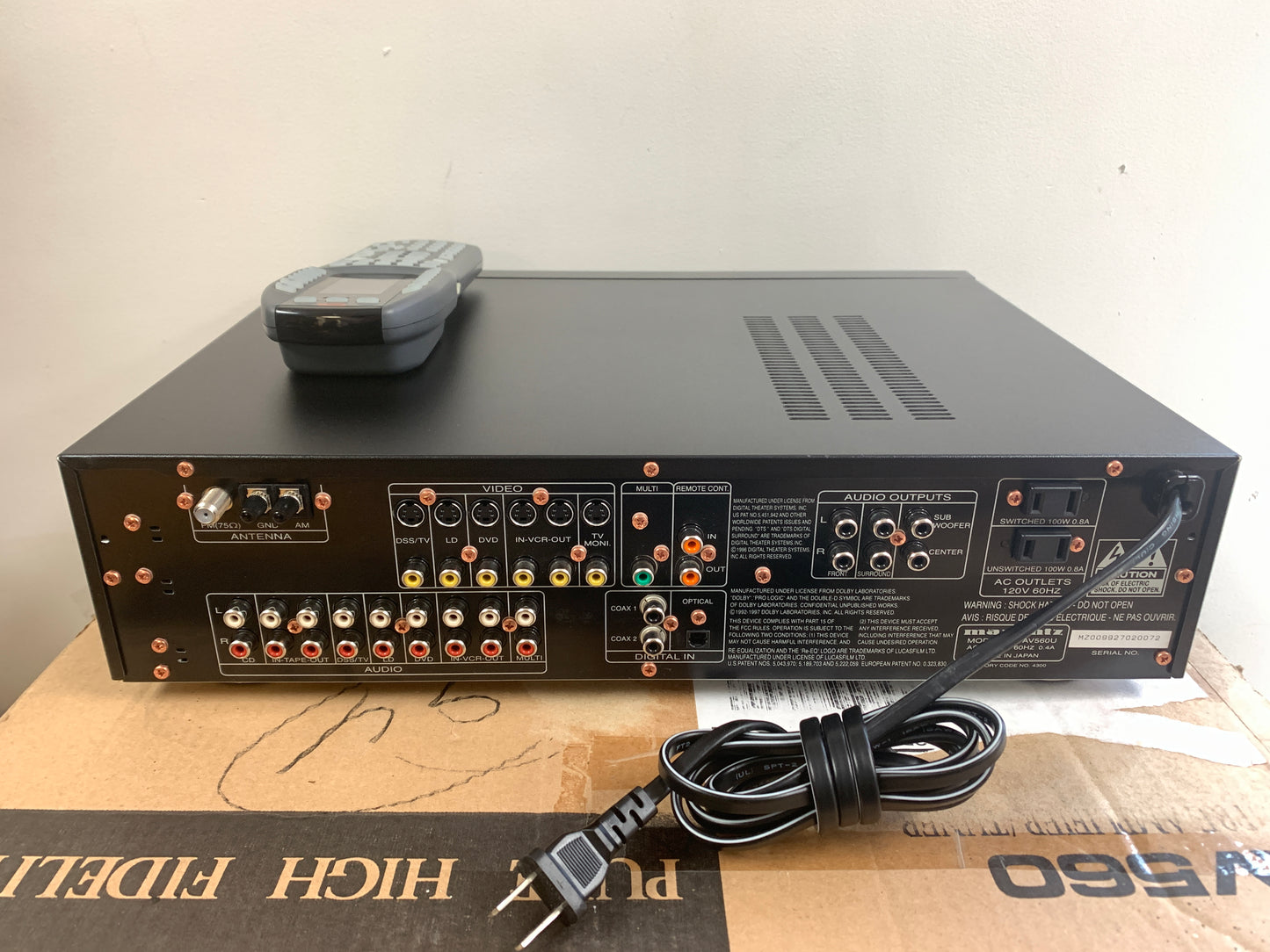 Marantz AV560 Audio Video Preamp *Box *Manual *Remote no