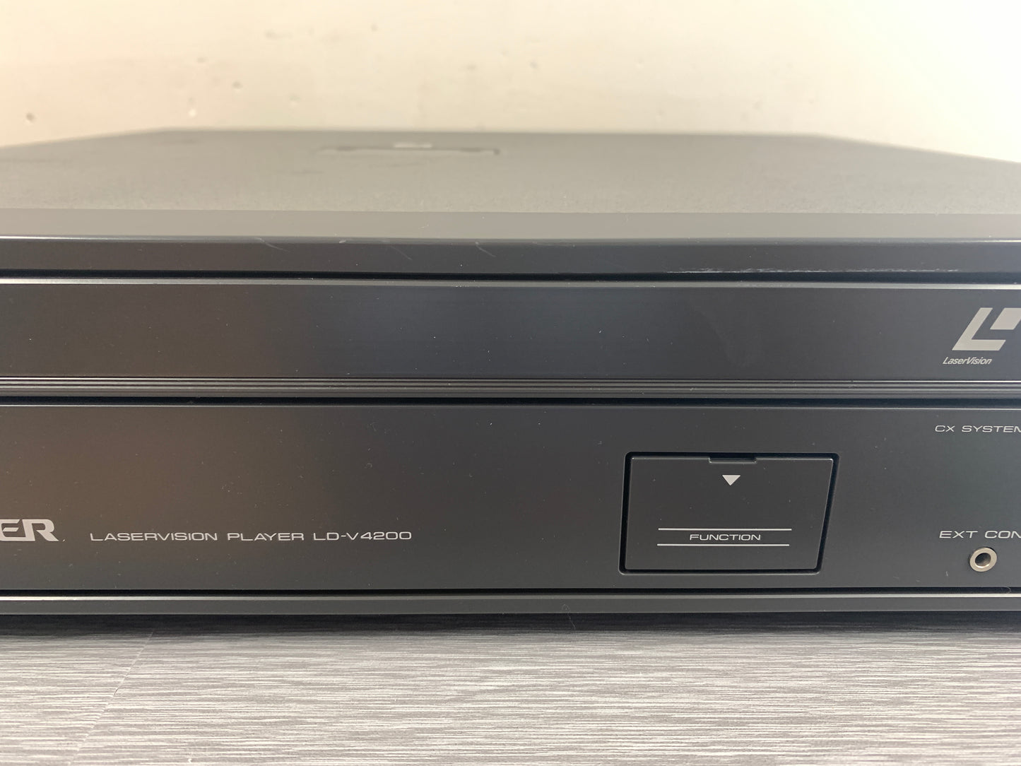 Pioneer LD-V 4200 Laserdisc Player