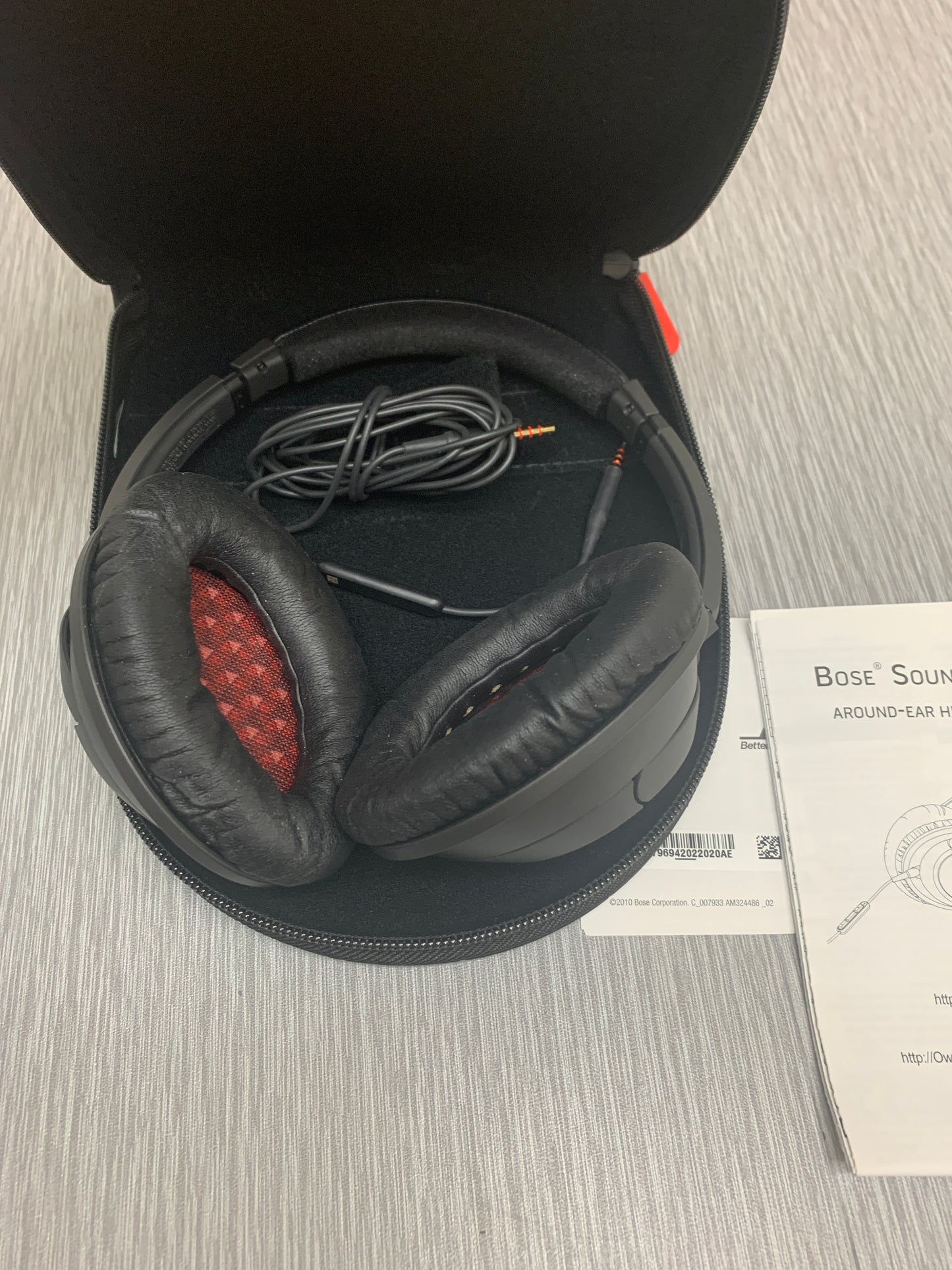 Bose SoundTrue Around-Ear Headphones w/ Case & Instructions