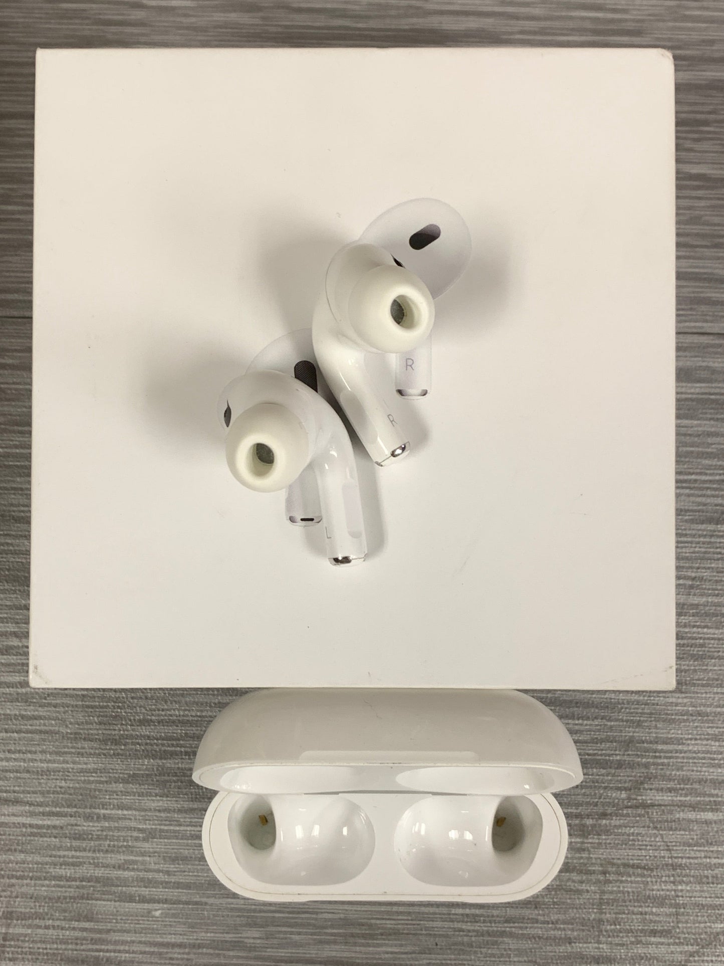 AirPod Pro 2 w/ all accessories