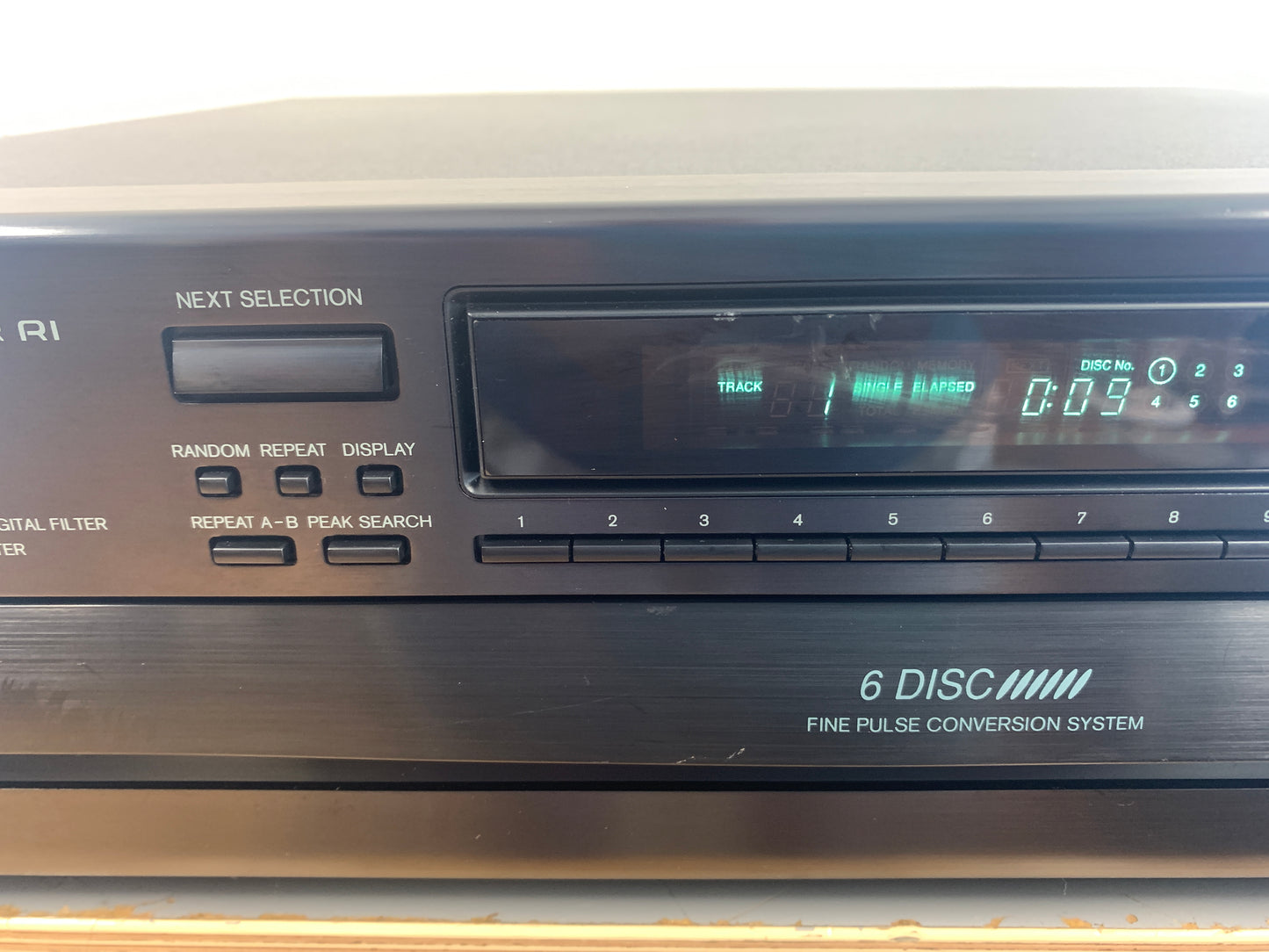 Onkyo DX-C320 CD Carousel * 6 Discs *