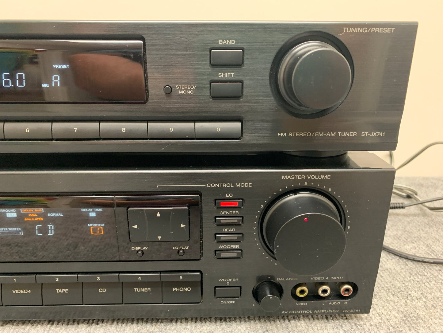 Sony TA-E741 Preamplifier & St-JX741 Tuner