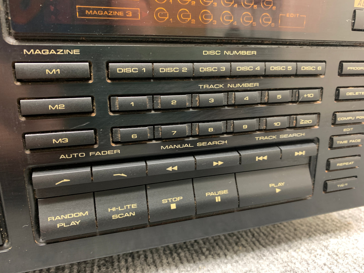 Pioneer PD-TM1 CD Changer - 18 Discs