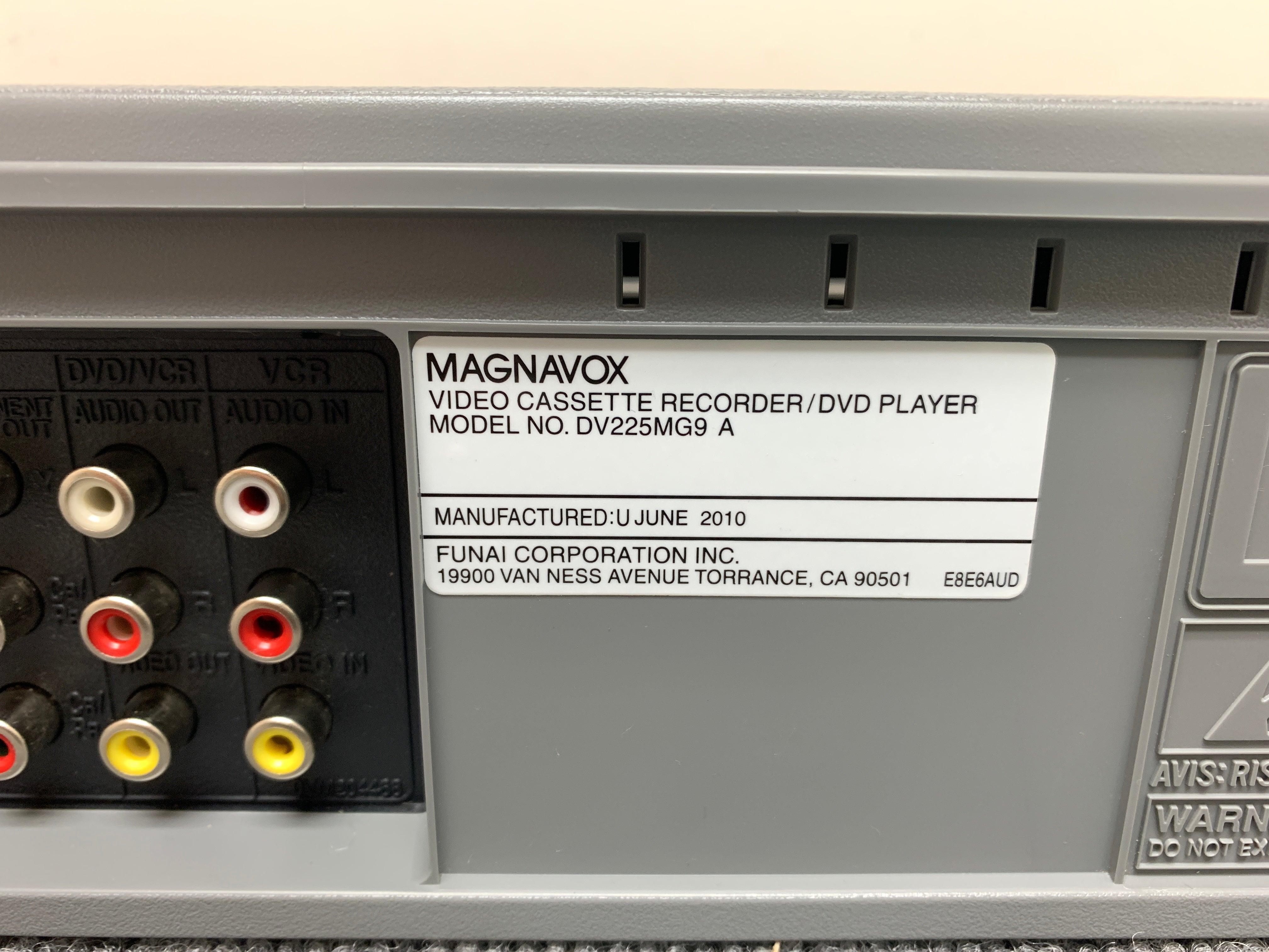 Magnavox dv225mg9 popular DVD player & vhs recorder