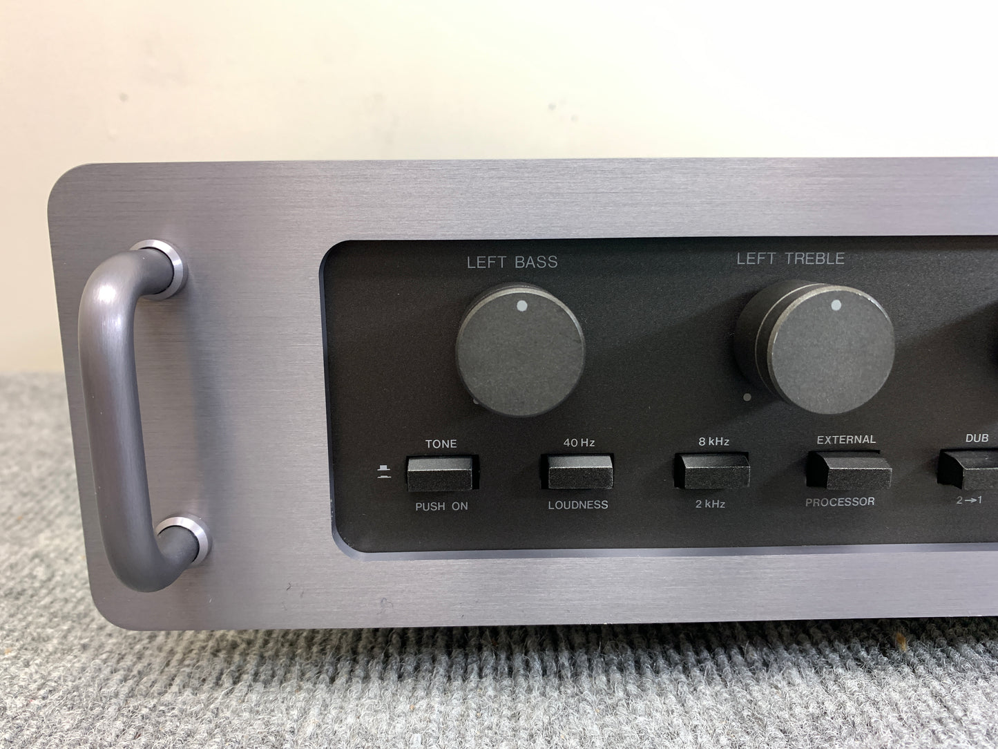 Carver C1 Stereo Preamplifier