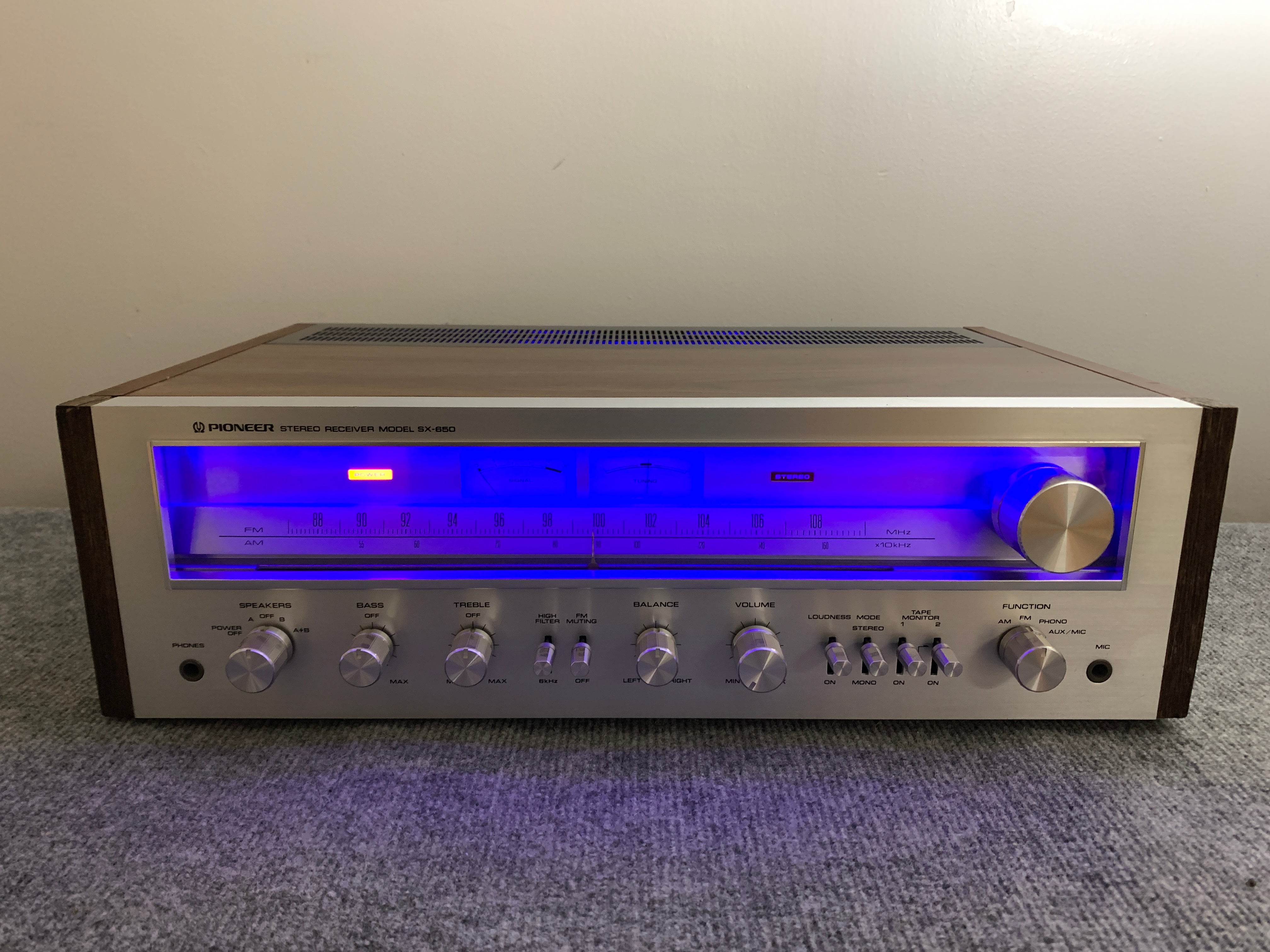 Vintage 1976 shops Pioneer SX-650 AM/FM Phono Stereo Receiver AS-IS