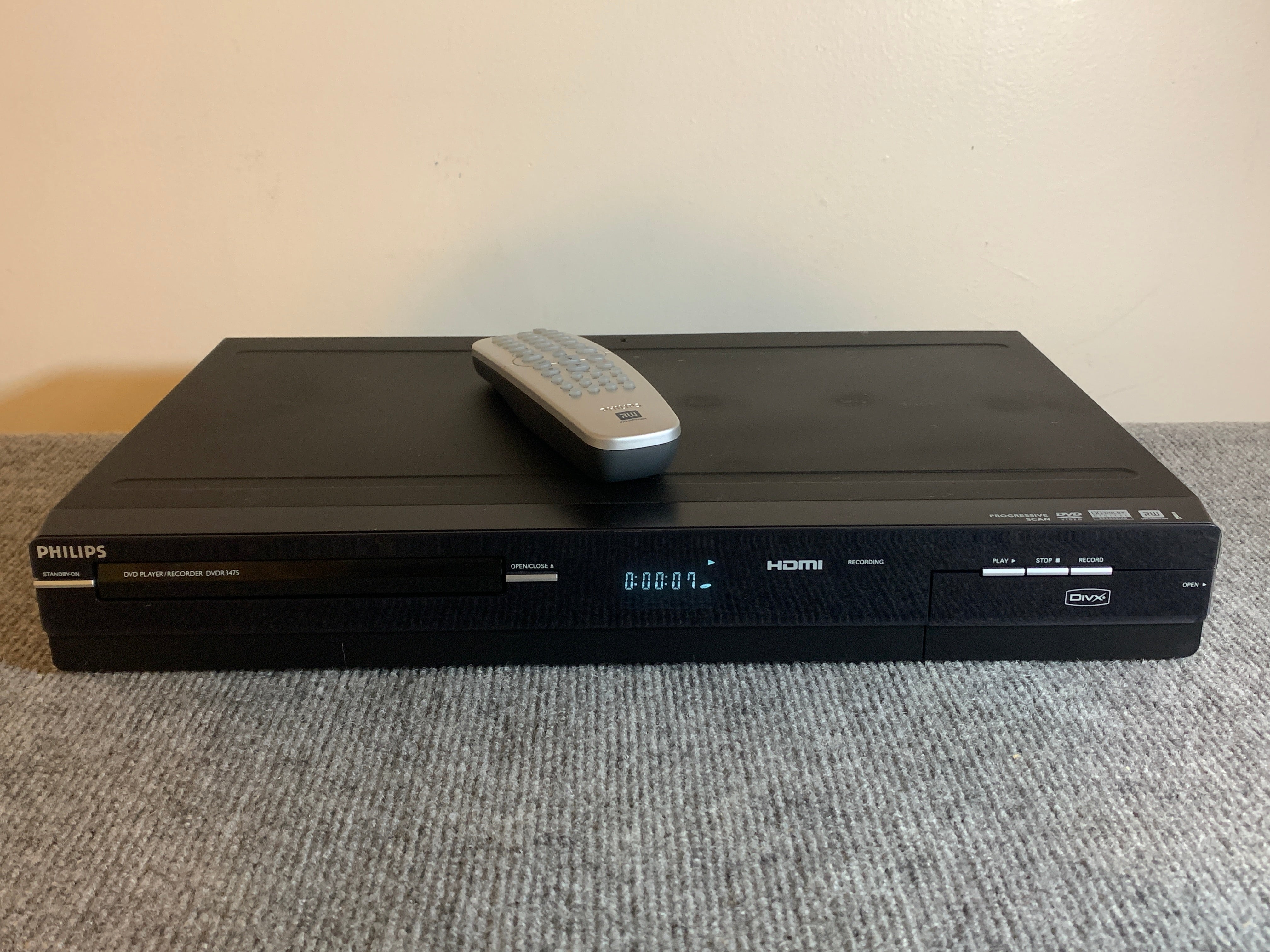 Philips 3575h TV/DVD/HDD Recorder with TV tuner/DVR/HDMI newest output/HDD active