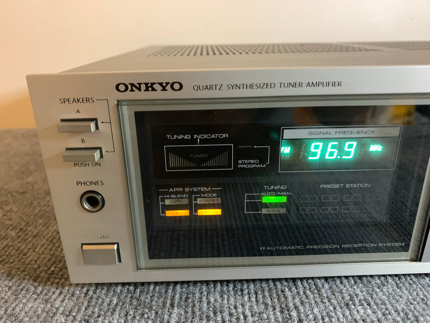 Onkyo TX-25 Stereo Receiver