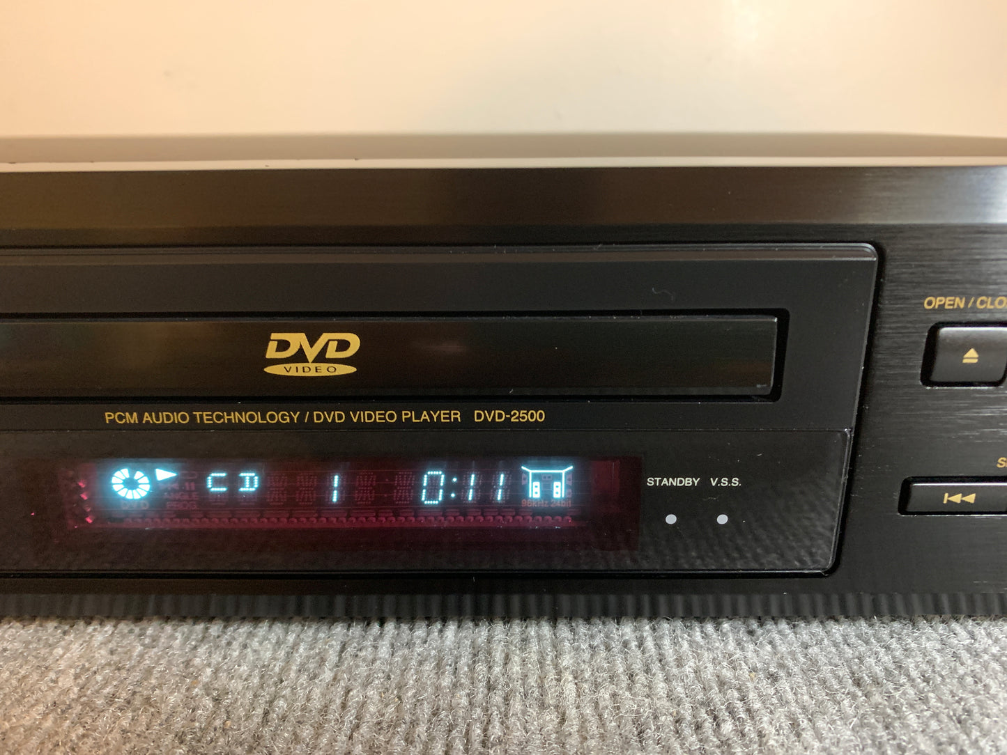 Denon DVD2500 DVD/CD Player