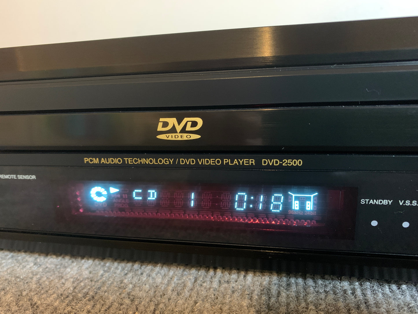 Denon DVD2500 DVD/CD Player