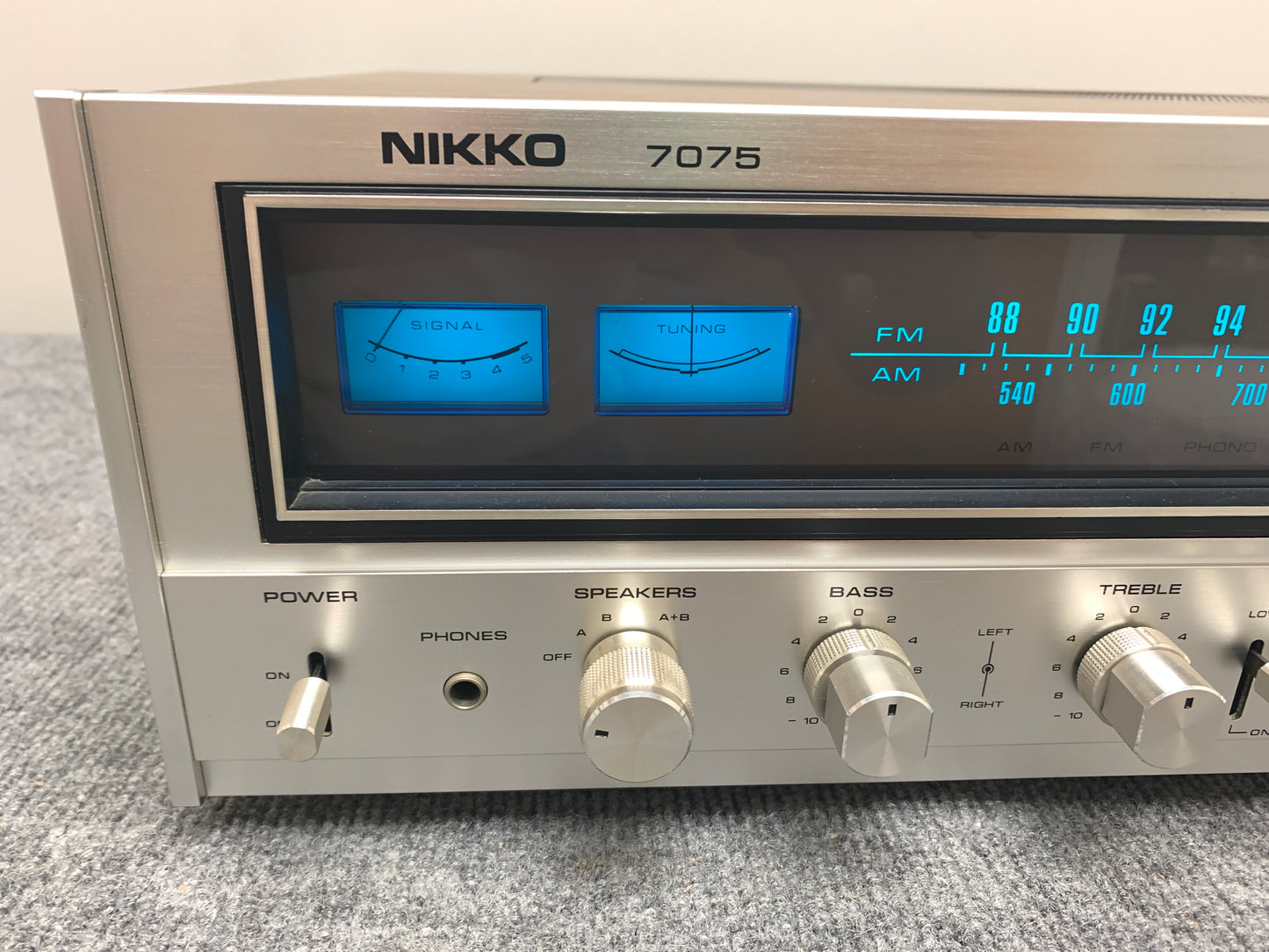 Nikko 7075 Stereo Receiver