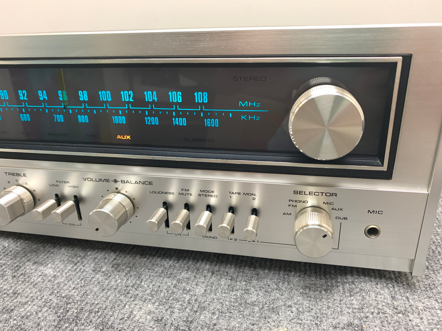 Nikko 7075 Stereo Receiver