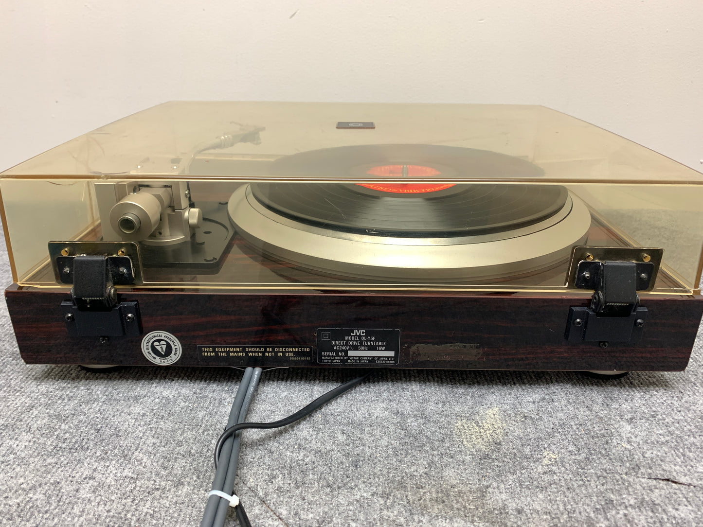 JVC QL-Y5F Direct Drive Turntable