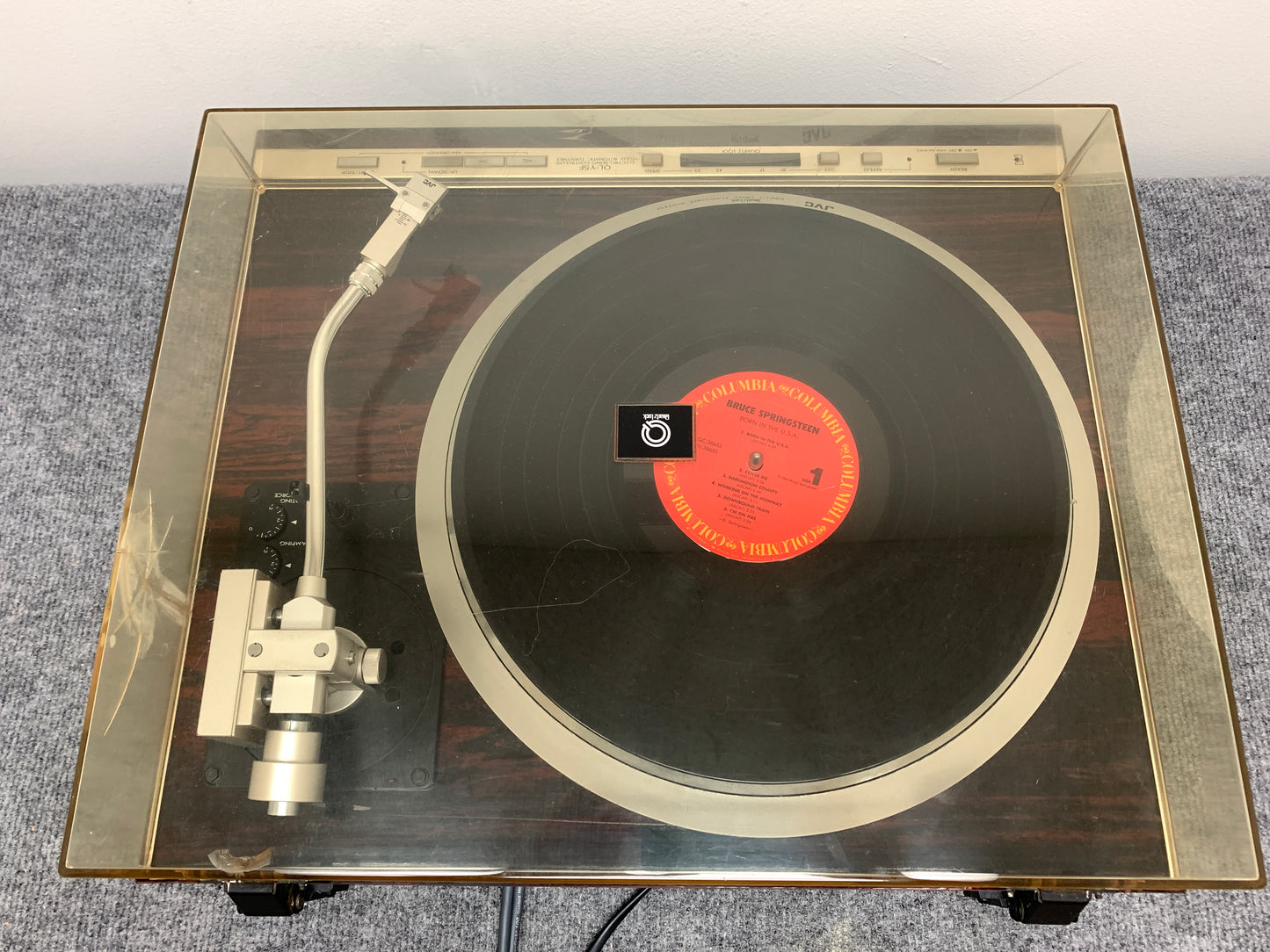 JVC QL-Y5F Direct Drive Turntable