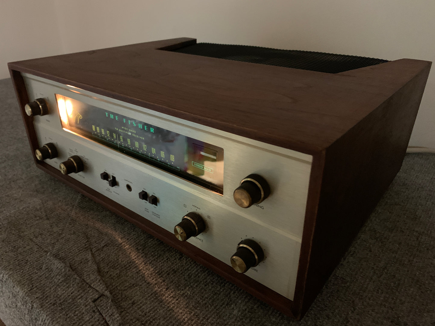 The Fisher 400 Tube Stereo Receiver * Rebuilt from A to Z * Immaculate and perfect Unit *