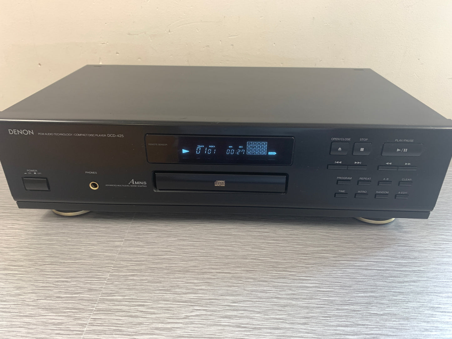 Denon DCD-425 Single Compact Disc Player