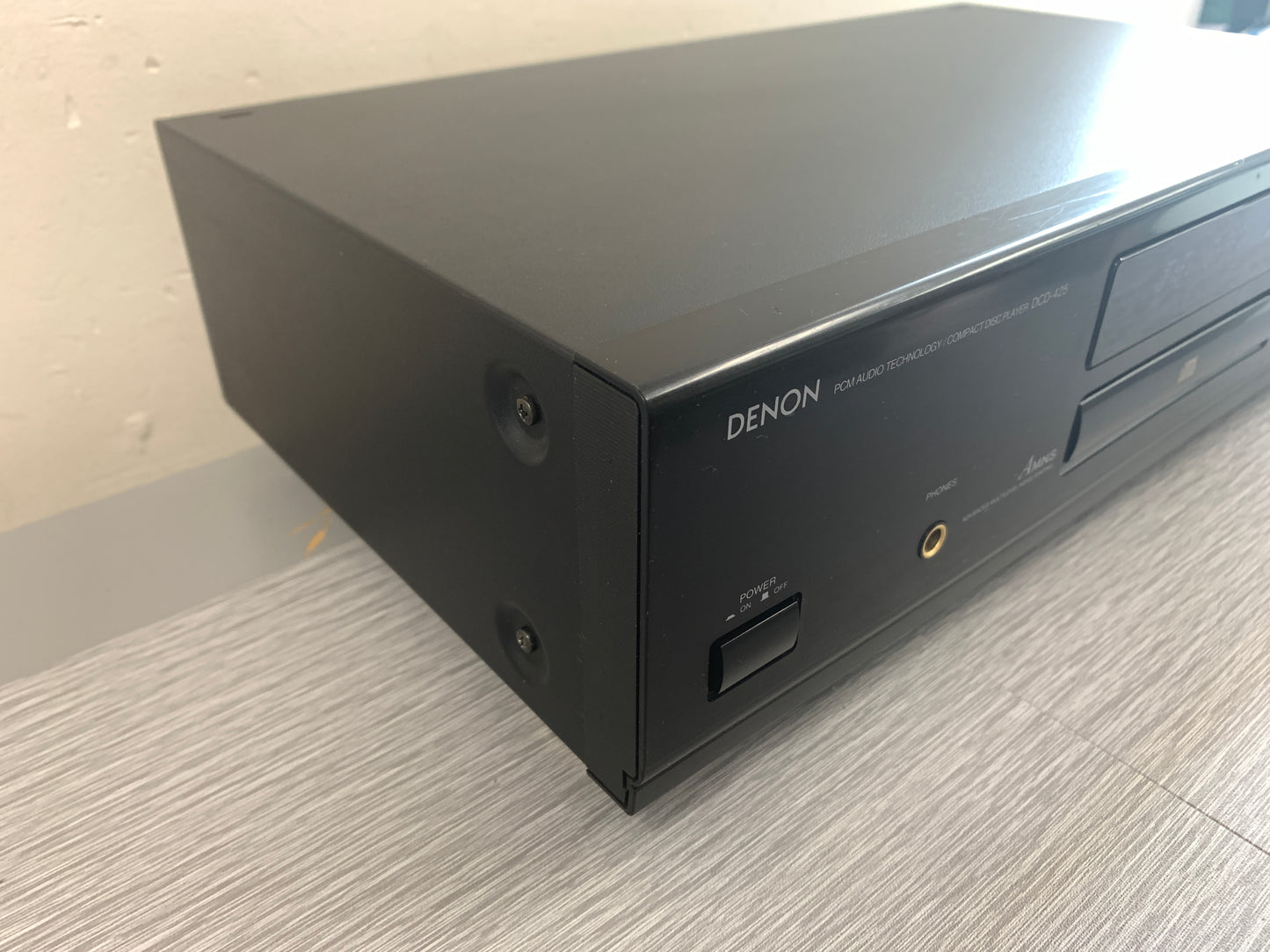 Denon DCD-425 Single Compact Disc Player