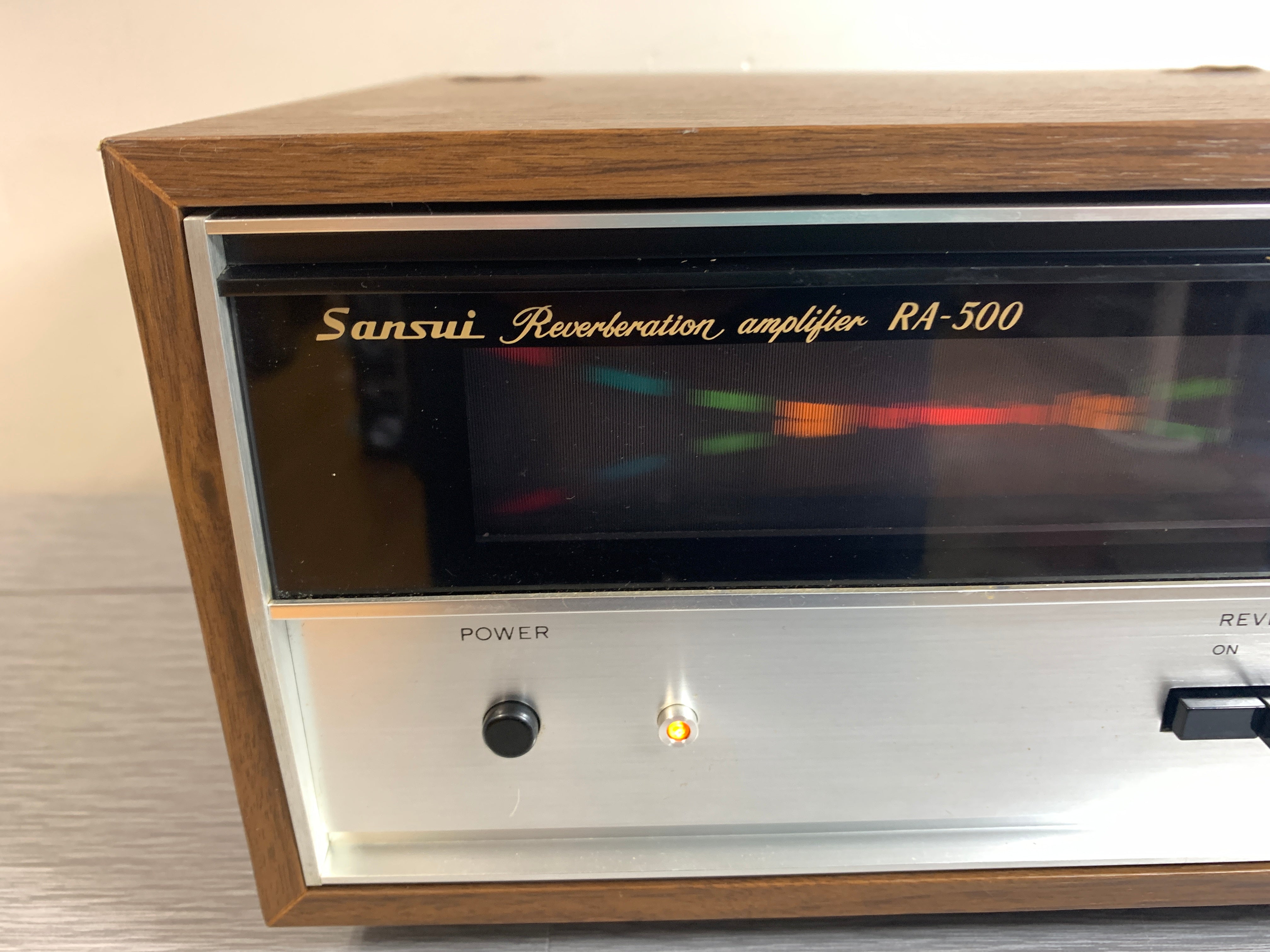 Sansui reverberation shops powers on as is !