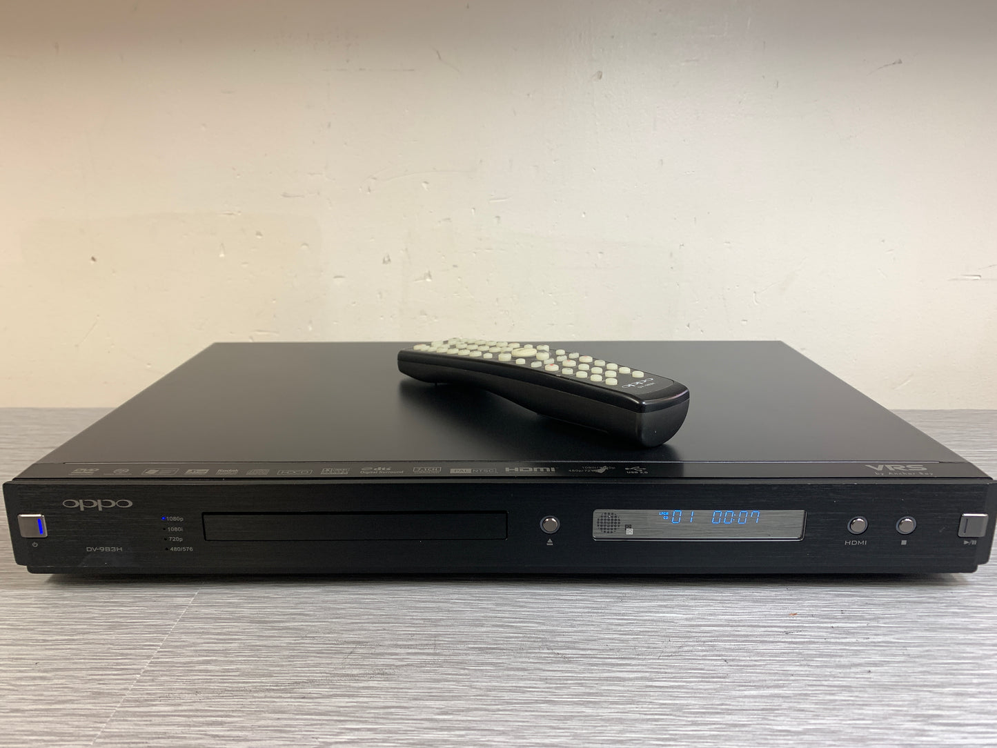 Oppo DV-983H Audiophile Quality 7.1 Channel DVD SACD HDCD Universal Disc Player * Remote