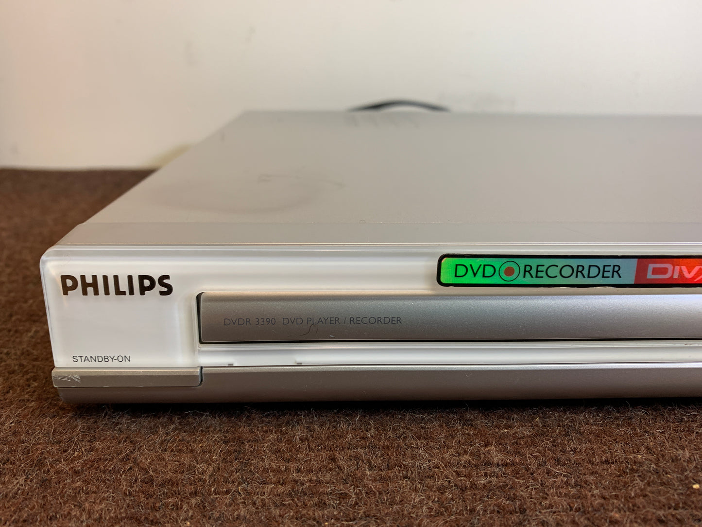 Philips DVDR 3390  DVD Player & Recorder