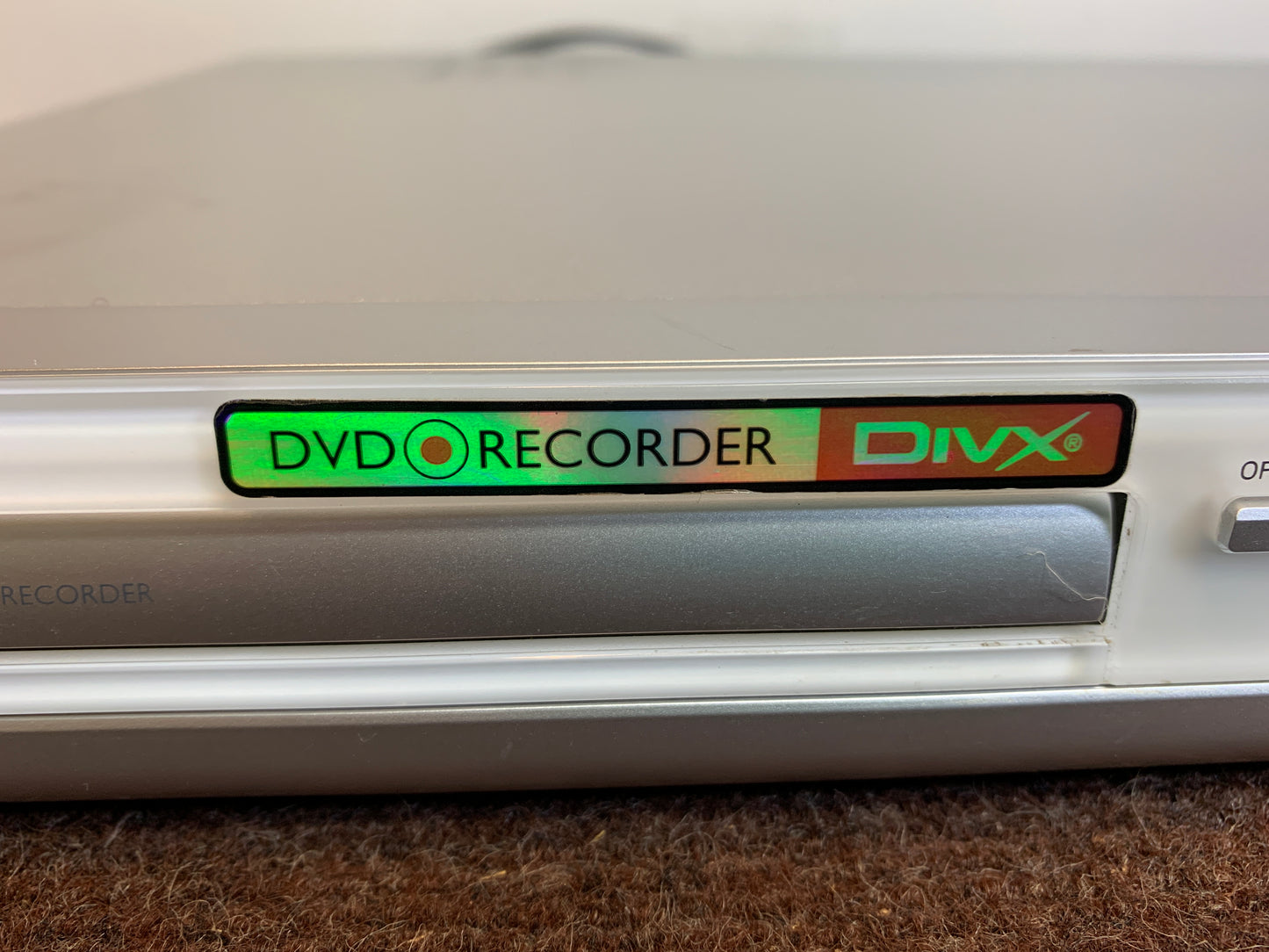 Philips DVDR 3390  DVD Player & Recorder