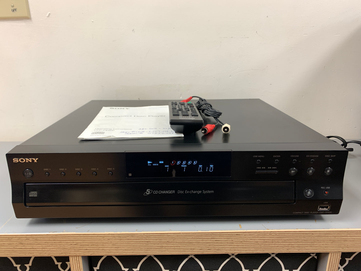 Sony CDP-CE500 CD Carousel 5 Discs & USB Recorder * Remote * Manual