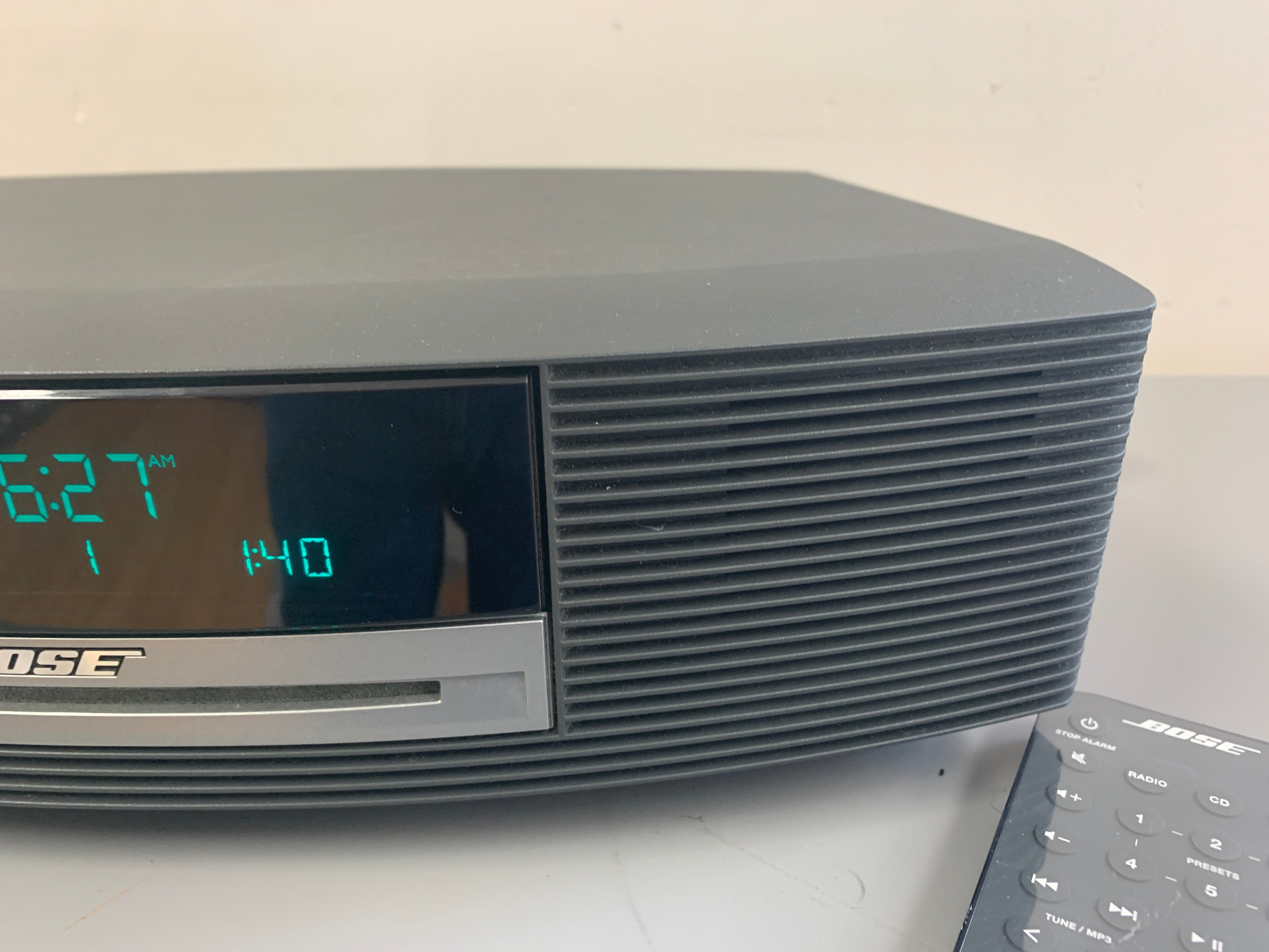 Bose AWR-CC1 Wave Radio and CD Player * Remote